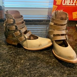 Firebird Booties size 9